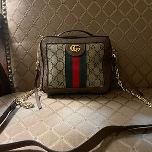 Gucci purse